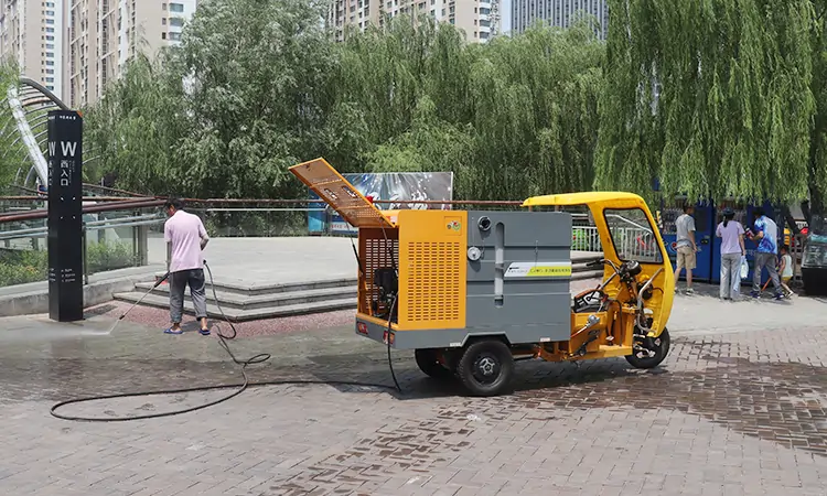 三輪純電動(dòng)高壓清洗車(chē)