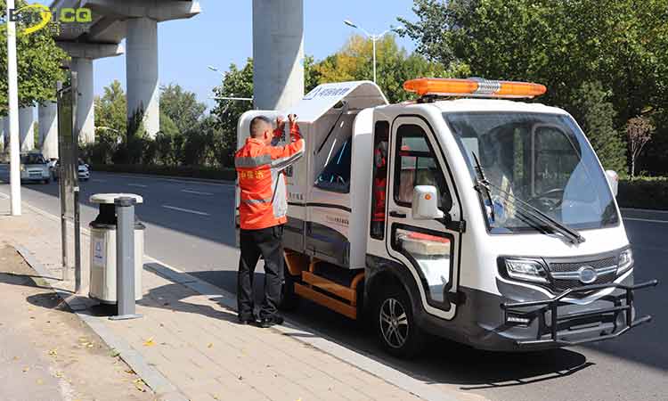 小型電動垃圾清運車