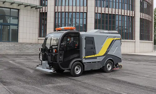 道路污染清除車，深度清潔城市三級道路【輔道、人行道】還原路面本色！