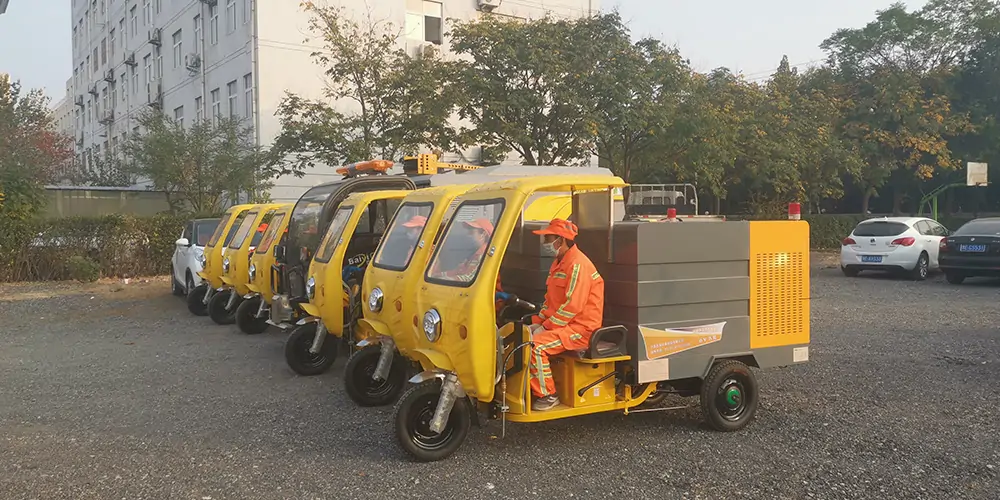 純電動(dòng)洗掃車，小型電動(dòng)洗掃車，洗掃車，馬路洗掃車，電動(dòng)洗掃車小型