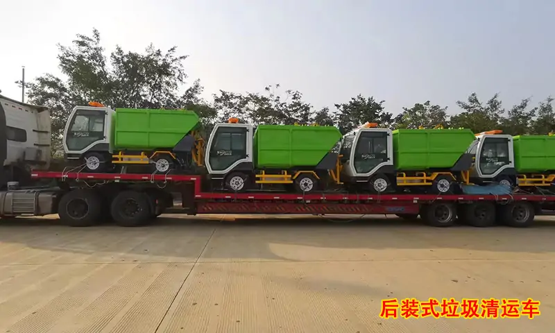 物業(yè)、園林、商業(yè)街垃圾回收轉(zhuǎn)運專用車—后裝式垃圾車發(fā)往越南，共建美好生活環(huán)境！