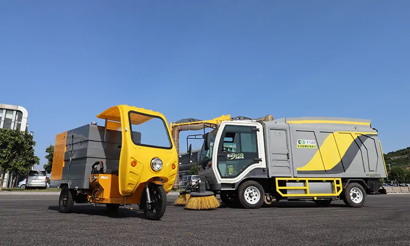 樹葉收集車與高壓清洗車聯(lián)合作業(yè)會產(chǎn)生怎樣的火花？一起來看一下！