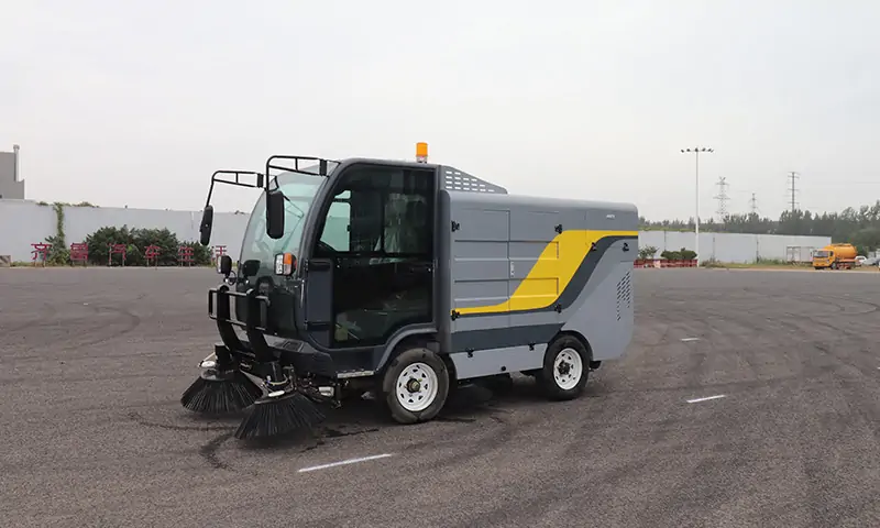 新品純電動清掃車：環(huán)保、高效、便捷的城市清潔利器