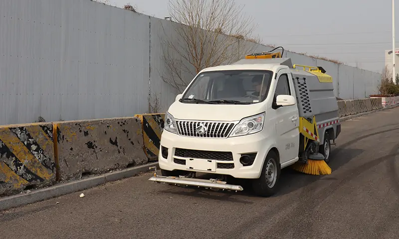 高效潔凈，新能源洗掃車助力城市清潔