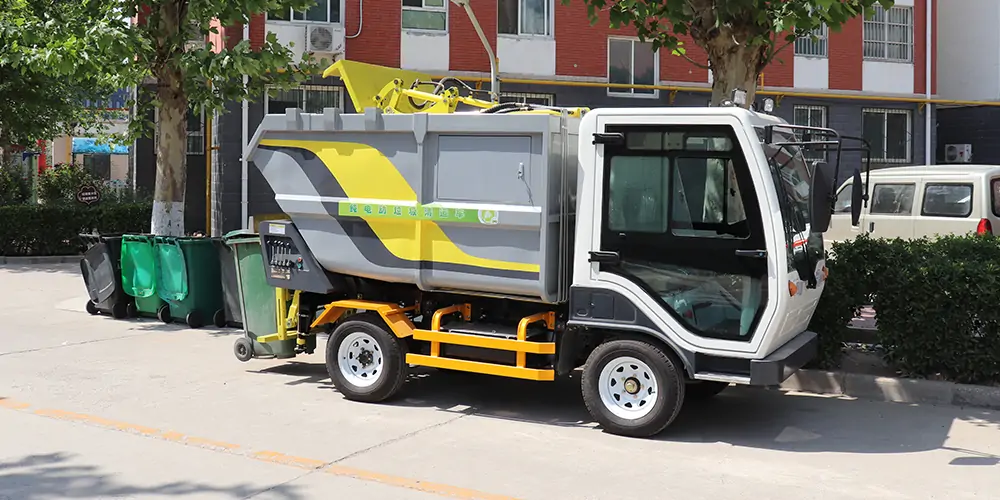 自卸式垃圾車 環(huán)衛(wèi)車垃圾車 電動垃圾車 掛桶垃圾車 三輪垃圾車