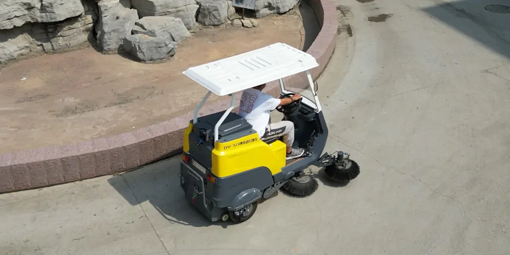 清掃車 電動(dòng)掃地車 廠區(qū)掃地車 園區(qū)掃路車 景區(qū)清掃車
