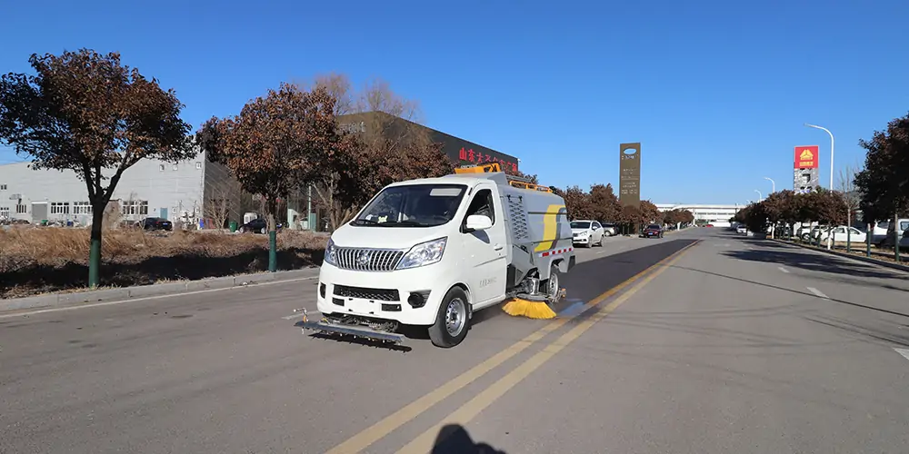 電動(dòng)洗掃一體車(chē) 電動(dòng)高壓洗掃車(chē) 電動(dòng)洗路車(chē)電動(dòng)掃路車(chē) 純電動(dòng)環(huán)衛(wèi)洗掃車(chē)