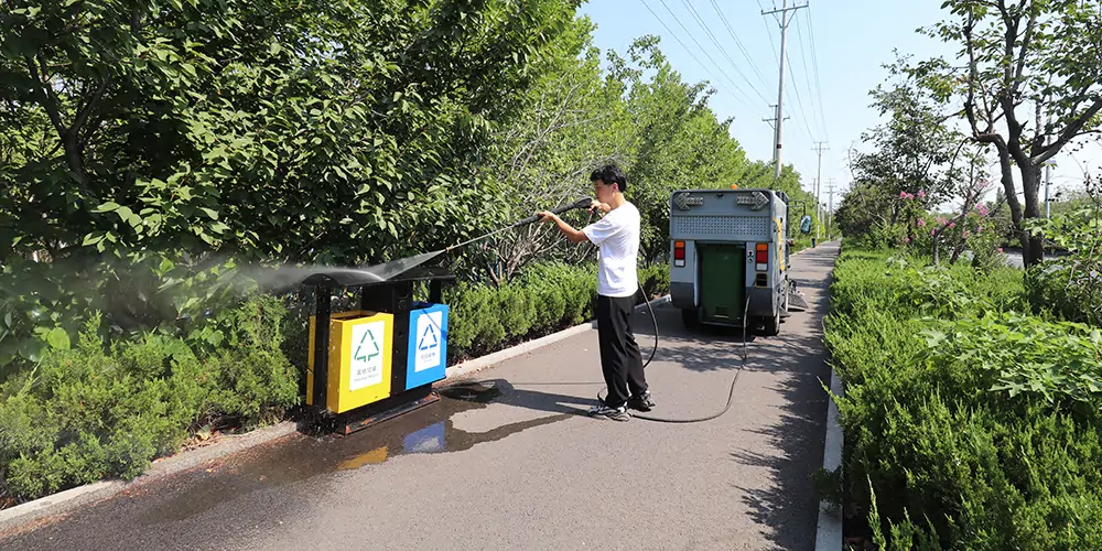 清掃車,電動(dòng)掃地車,廠區(qū)掃地車,園區(qū)掃路車,景區(qū)清掃車