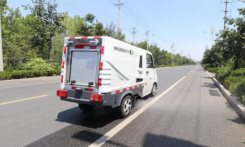 新能源多功能高壓清洗車：高效清潔，環(huán)保便捷